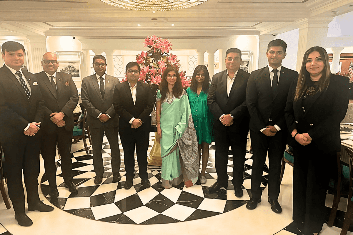 india-roundtable-group-photo