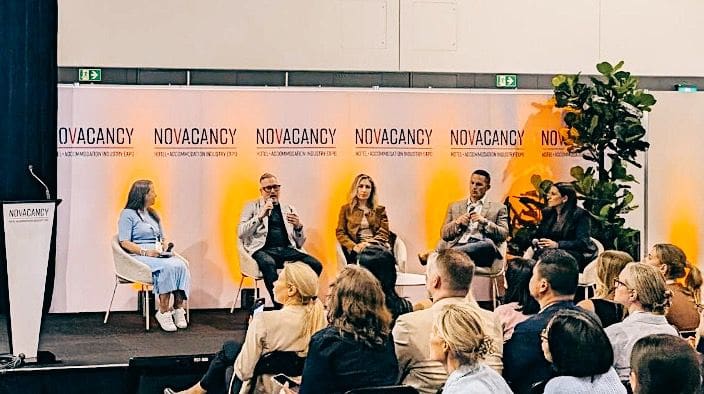 Beyond Google: How Hotels Can Win in the Age of AI Search Beyond Google: How Hotels Can Win in the Age of AI Search