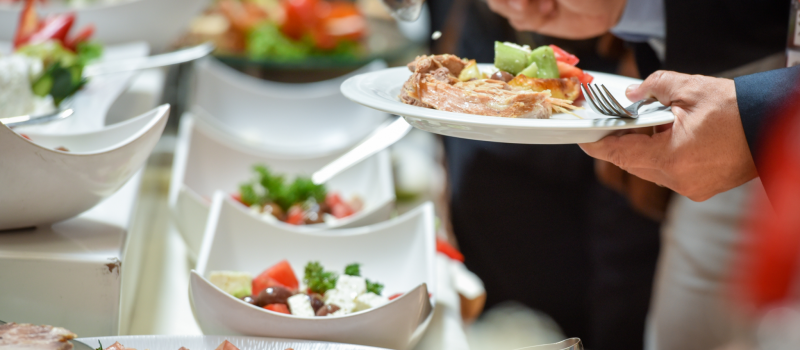 Building a Hotel Food & Beverage Budget that Performs